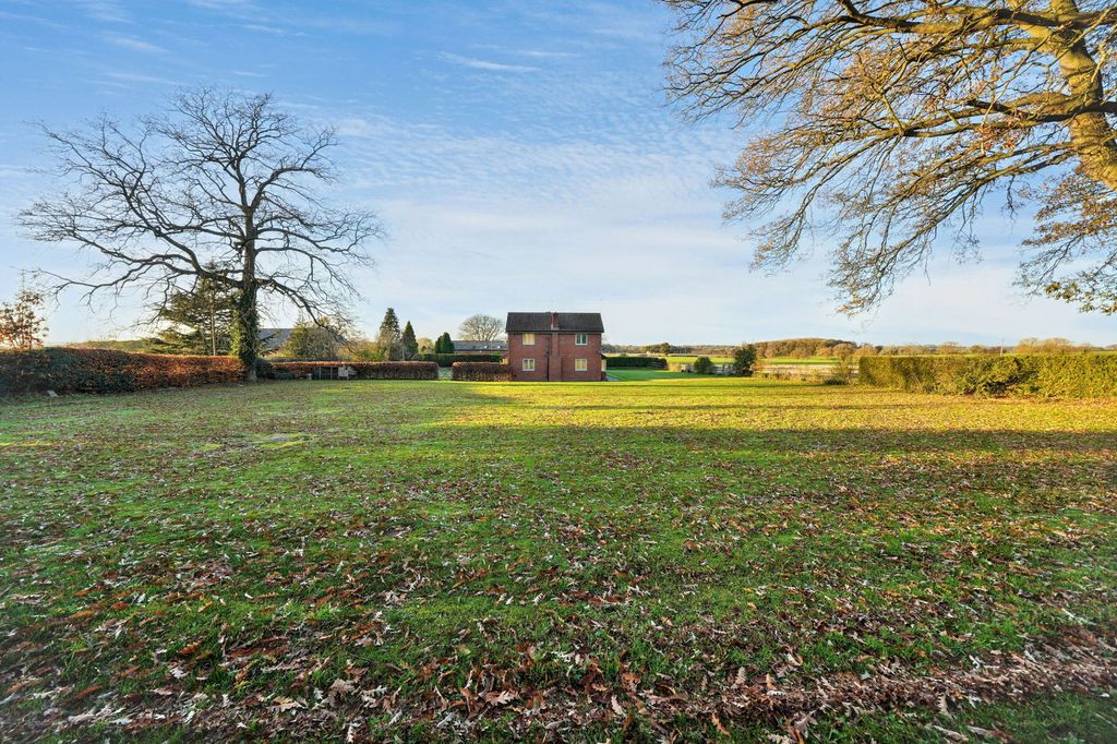 Property photo 3 of 56