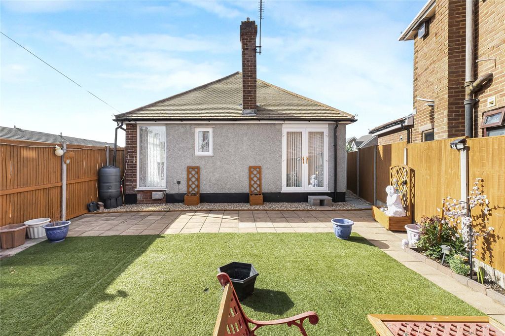 Property photo 2 of 14 Picture No. 22