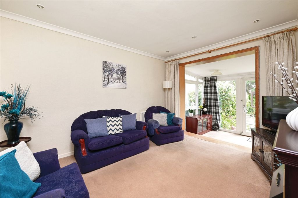 Property photo 2 of 12 Picture No. 04