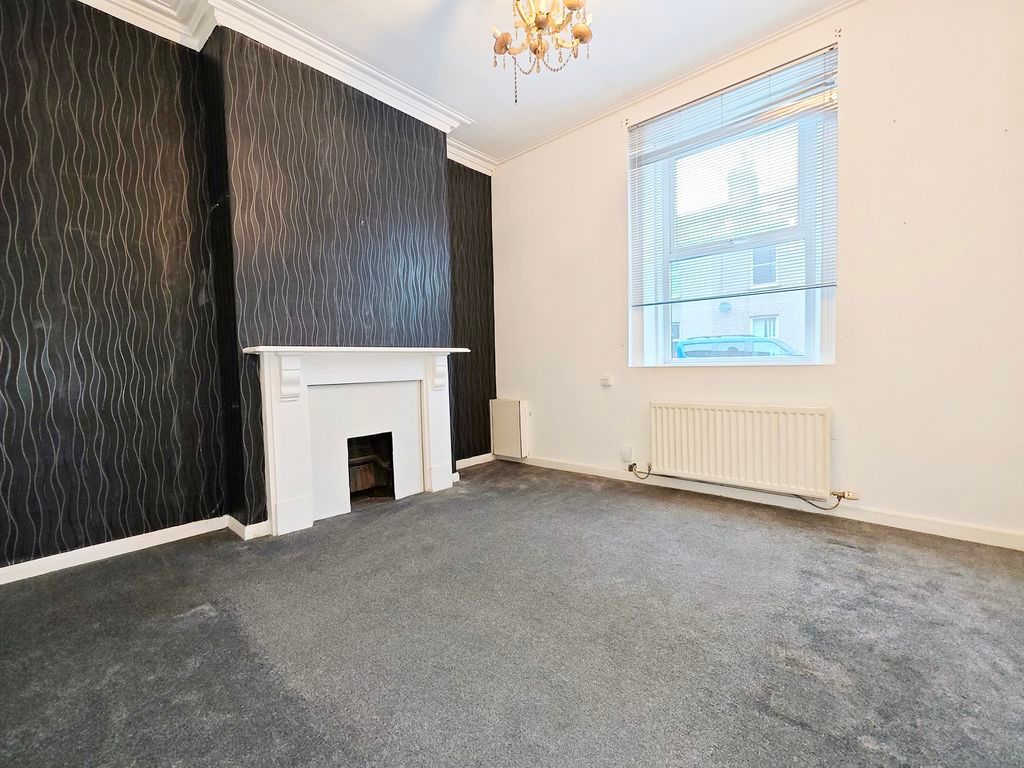 Property photo 3 of 19 Photo 3