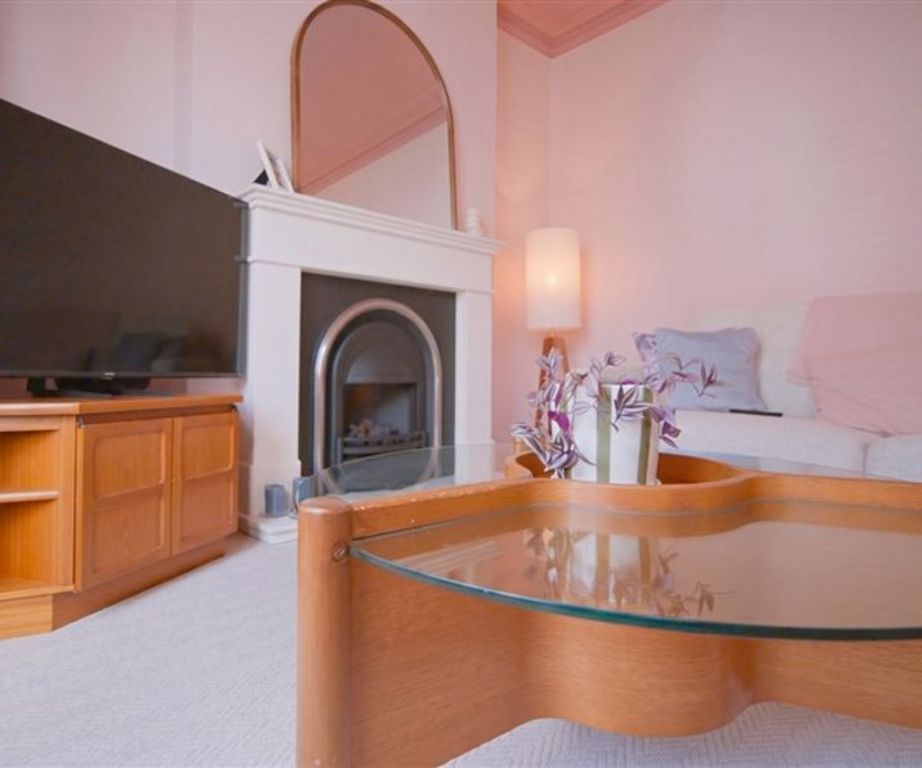 Property photo 3 of 31