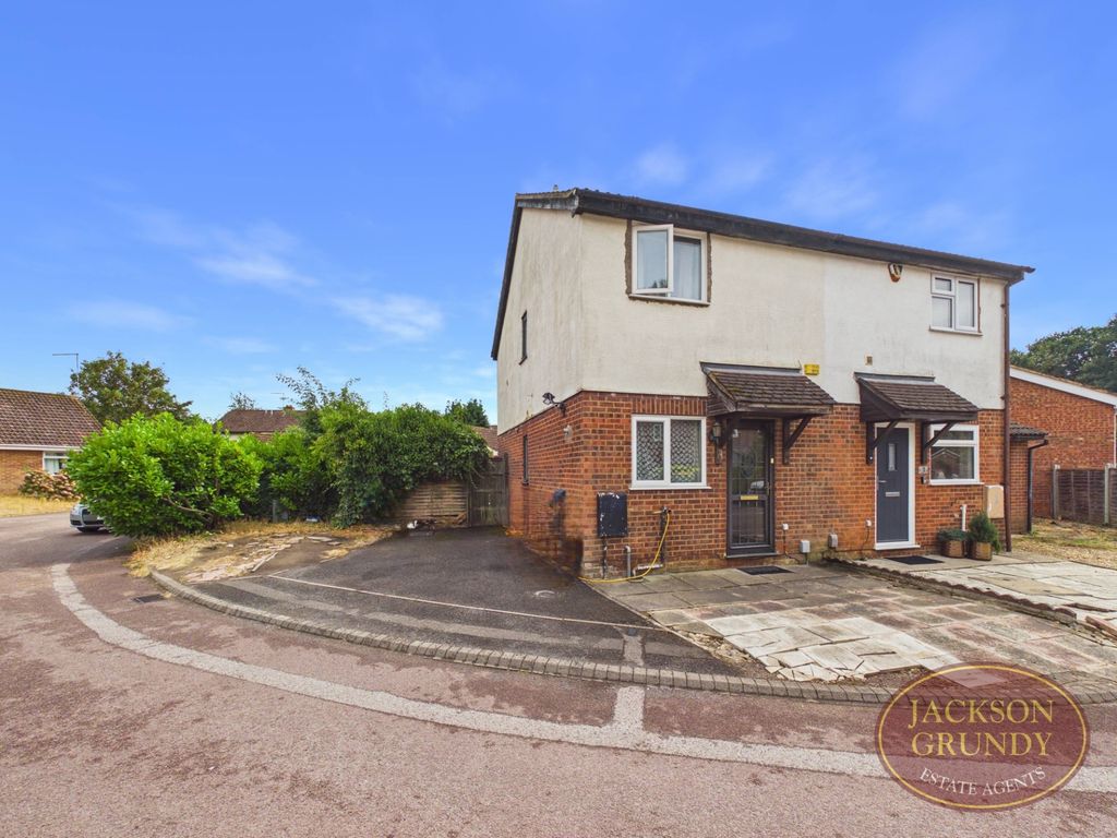 Property photo 1 of 15 Keyham Court