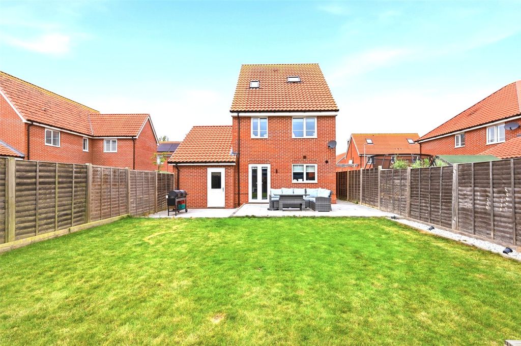 Property photo 2 of 21 Picture No. 32