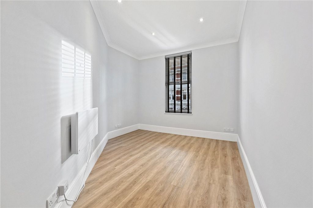 Property photo 1 of 13 Picture No. 22