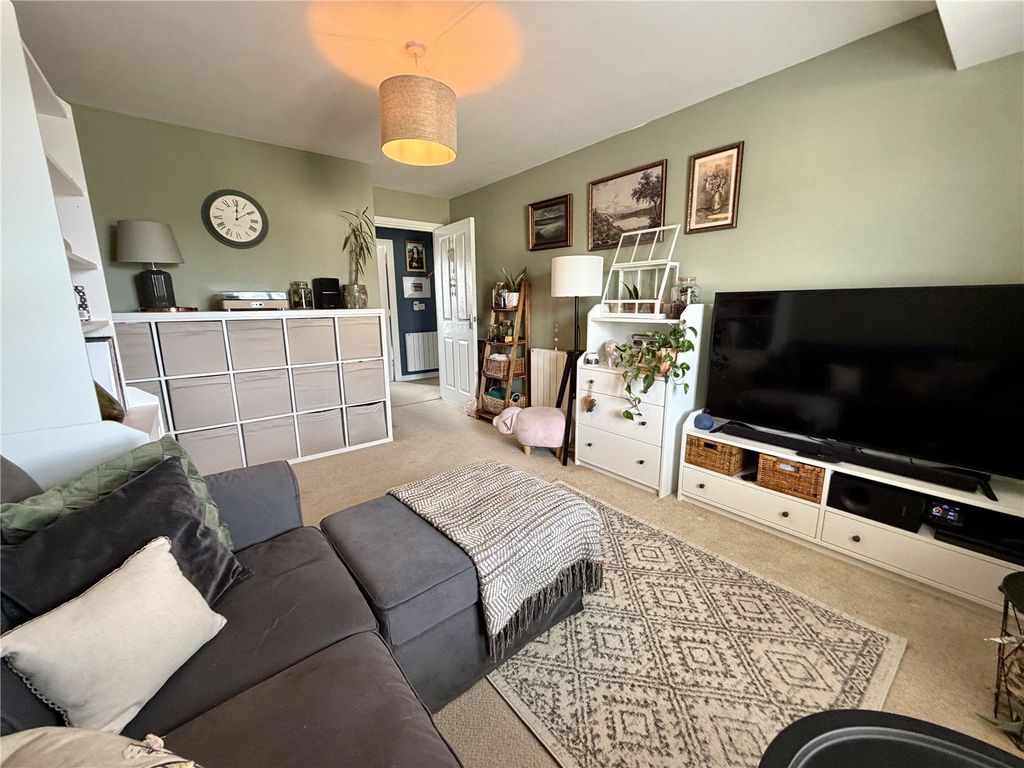 Property photo 3 of 22 Picture No. 09