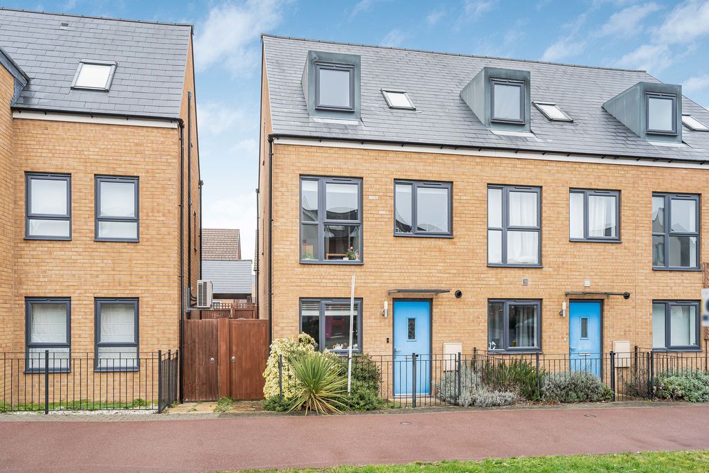 Property photo 1 of 15 Photo 22