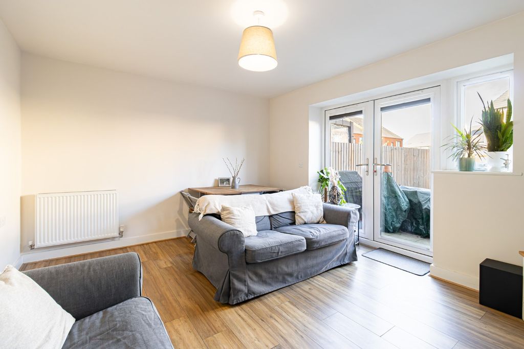 Property photo 3 of 21 5574516