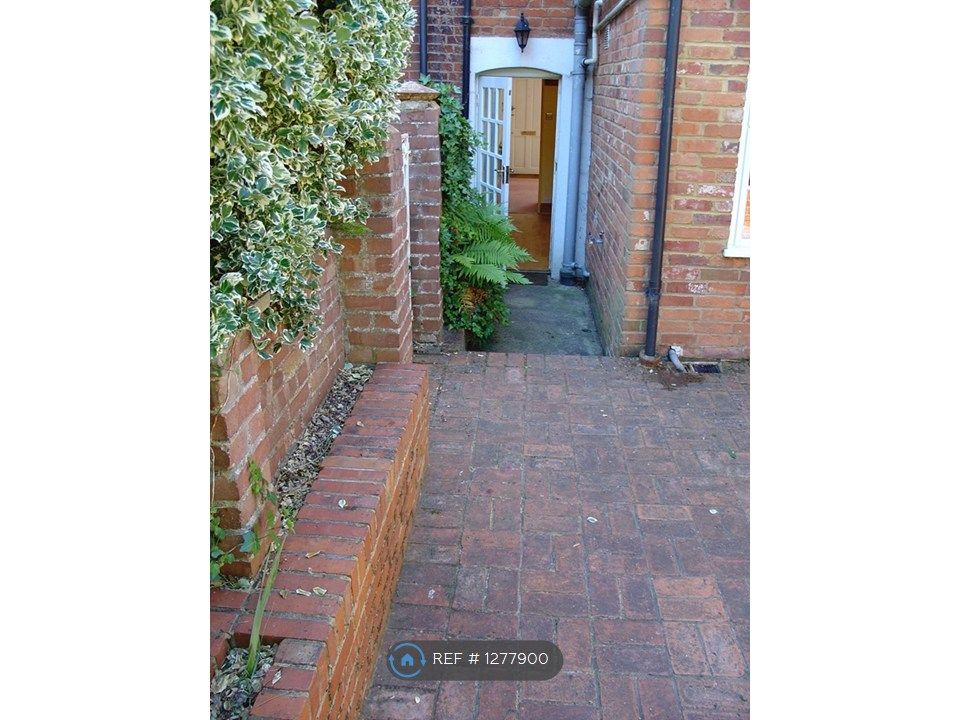 Property photo 3 of 5
