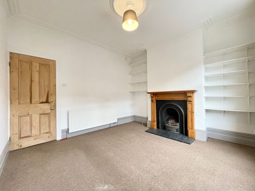 Property photo 3 of 21
