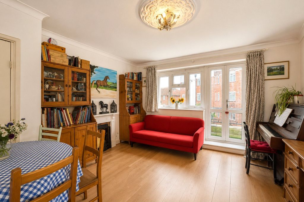 Property photo 2 of 13 Picture No. 07