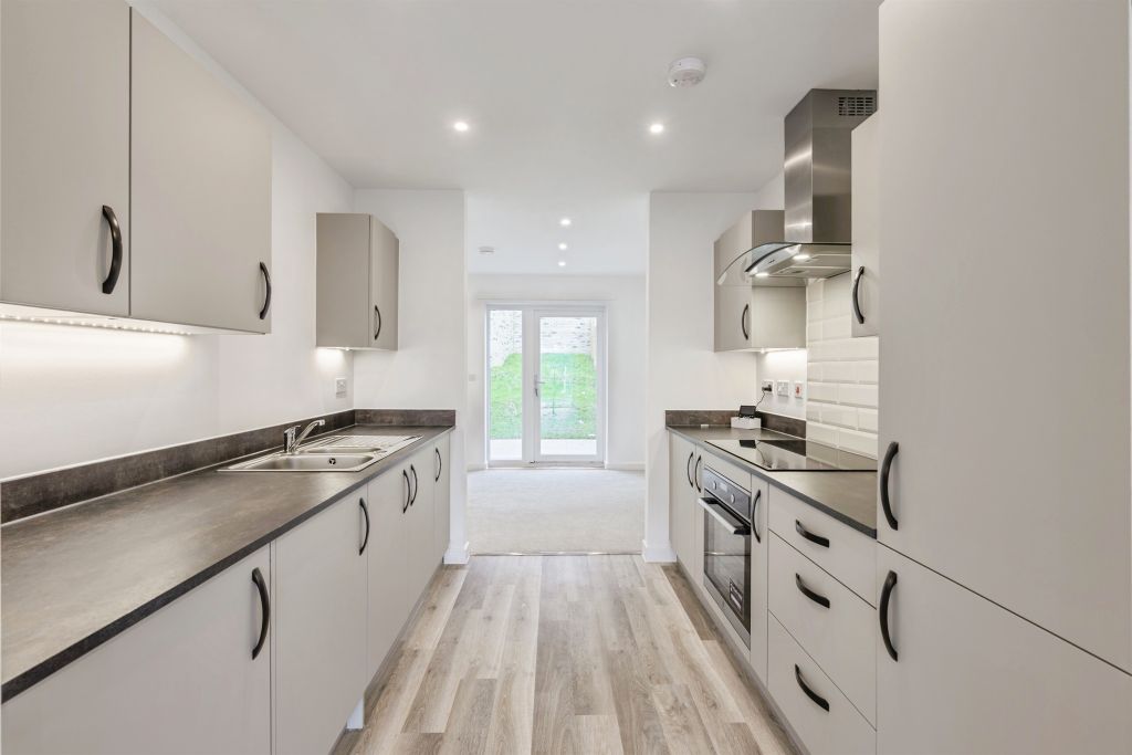 Property photo 3 of 18