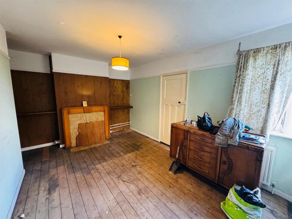 Property photo 3 of 14
