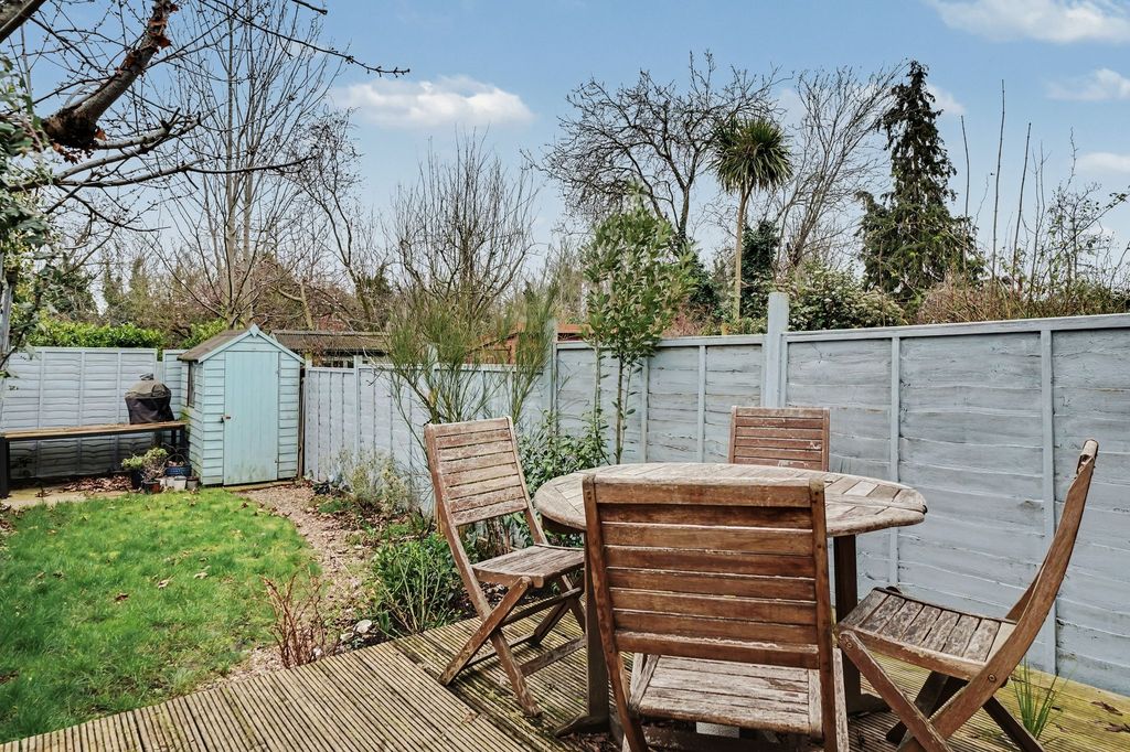 Property photo 2 of 10