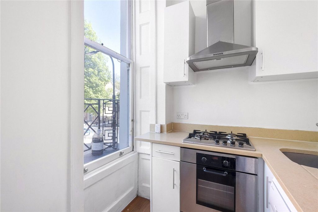 Property photo 3 of 12 Picture No. 07