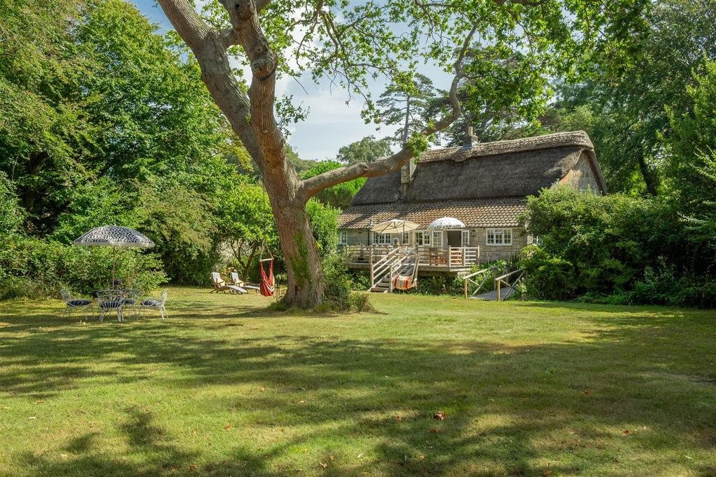 Property photo 2 of 27 2440-011-Browngreen-Websize.Jpeg