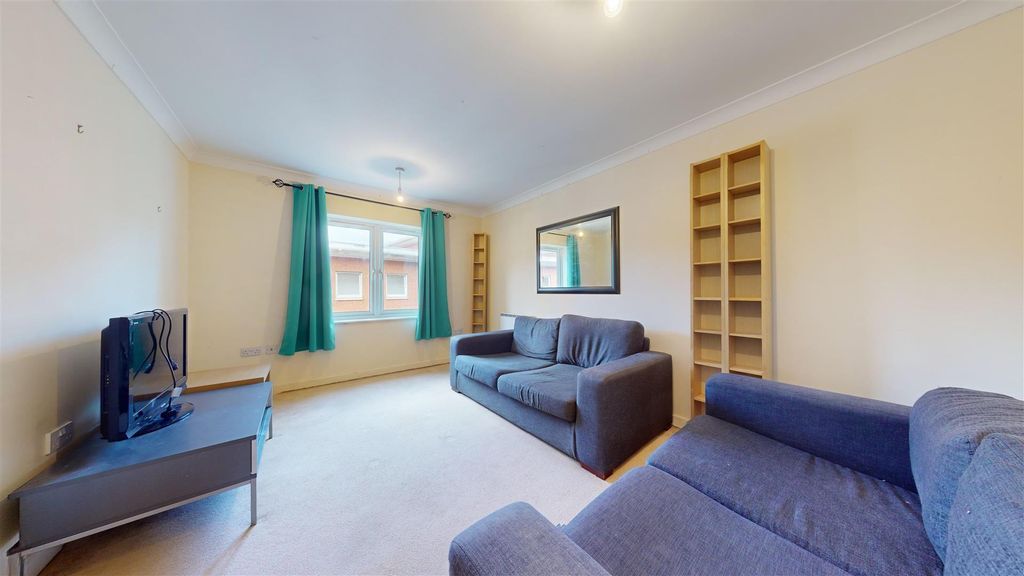 Property photo 2 of 6 23 Soudrey - Lounge.Jpg
