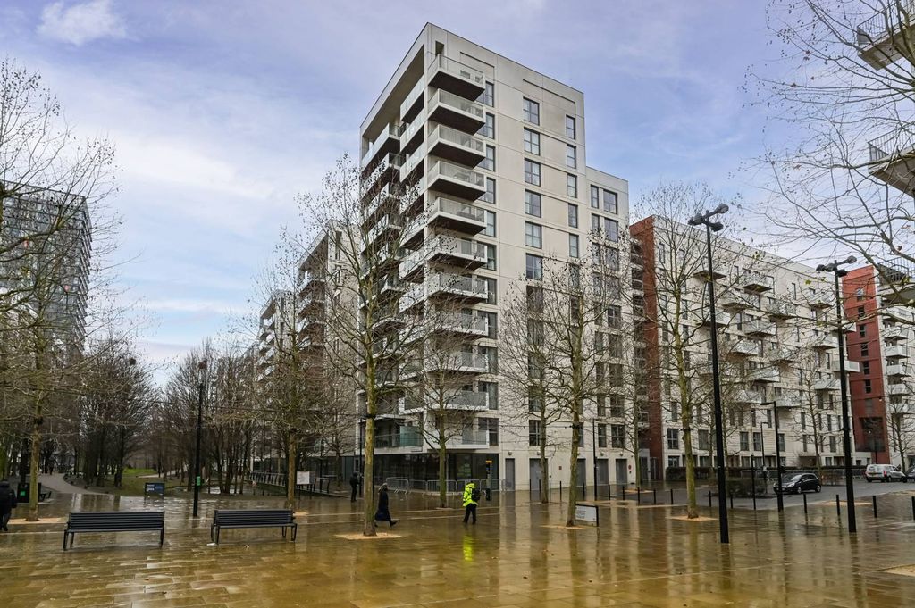 Property photo 1 of 1