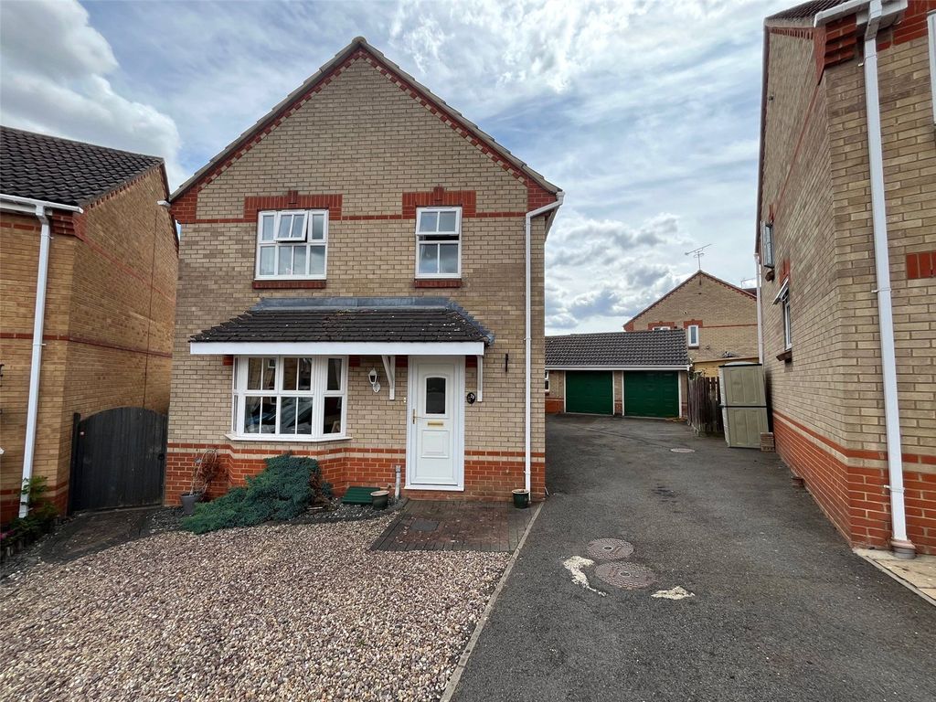 Property photo 1 of 38 Picture No. 02