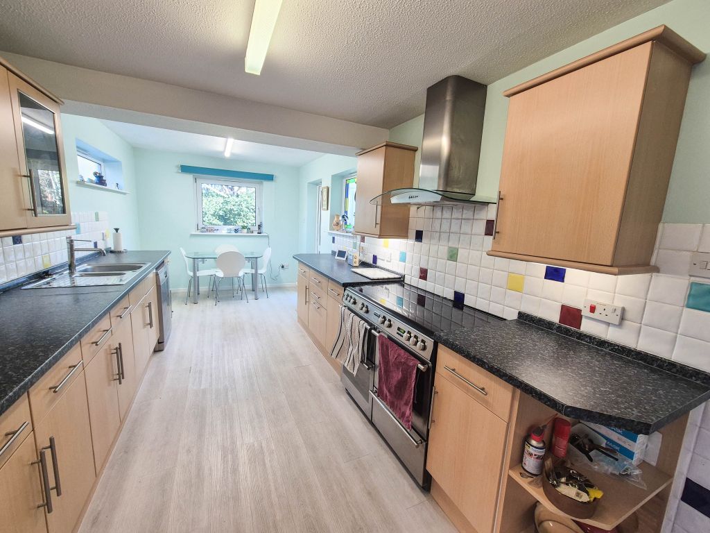 Property photo 2 of 24