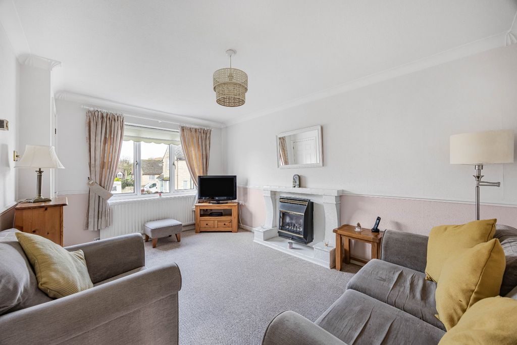 Property photo 2 of 10 Picture No. 18