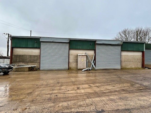 Property photo 1 of 15 Photo 4