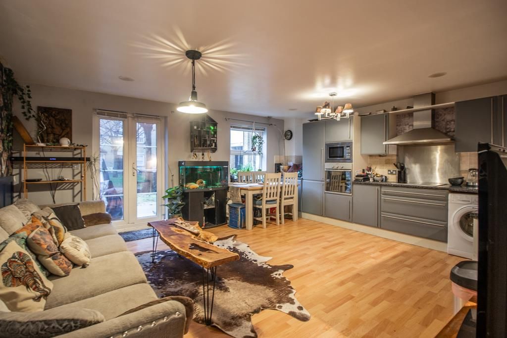 Property photo 2 of 10 Kitchen/Living Room