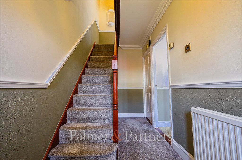 Property photo 2 of 15 Picture No. 09