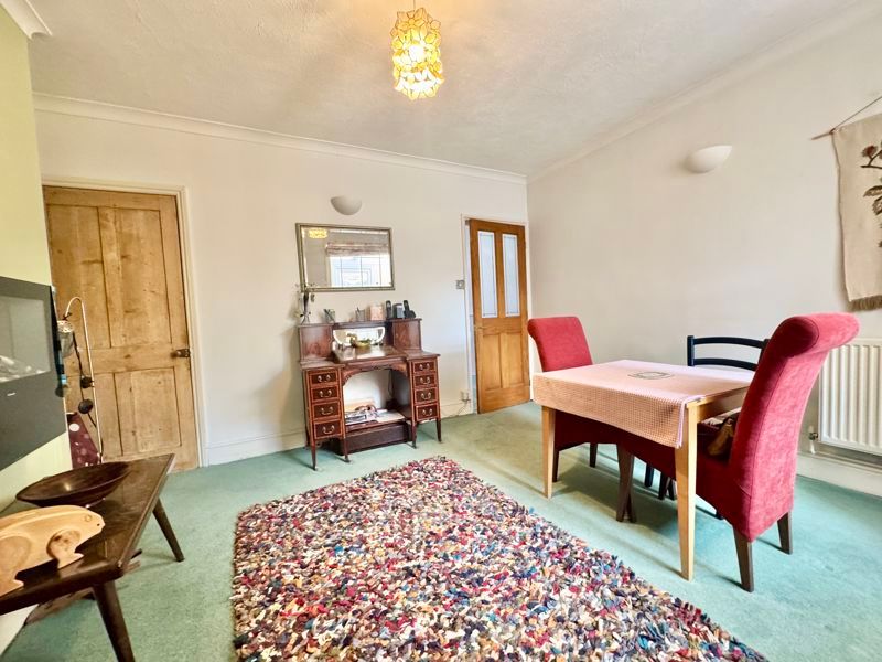 Property photo 3 of 17 Dining Room