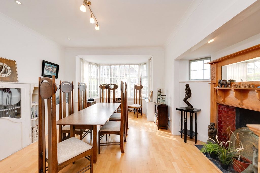 Property photo 3 of 10 Picture No. 07