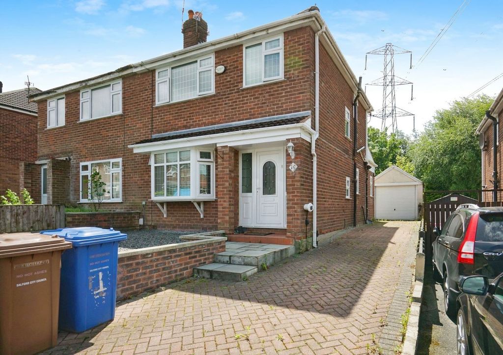 Property photo 1 of 21