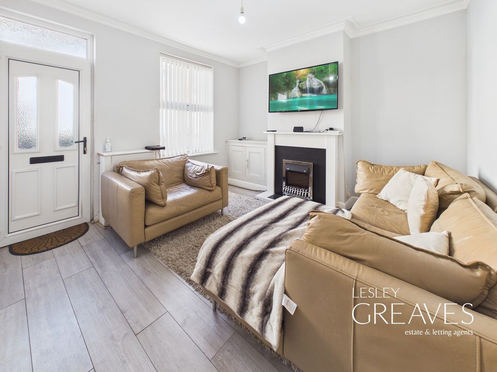 Property photo 2 of 14 Living Room