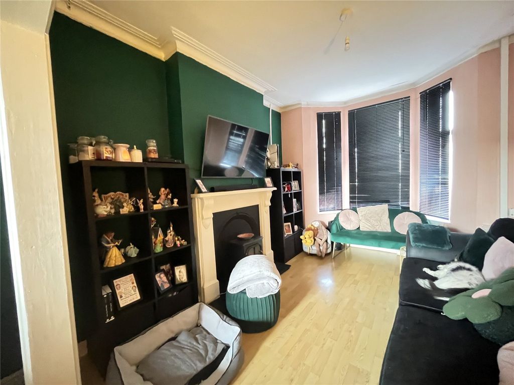 Property photo 3 of 14 Picture No. 02