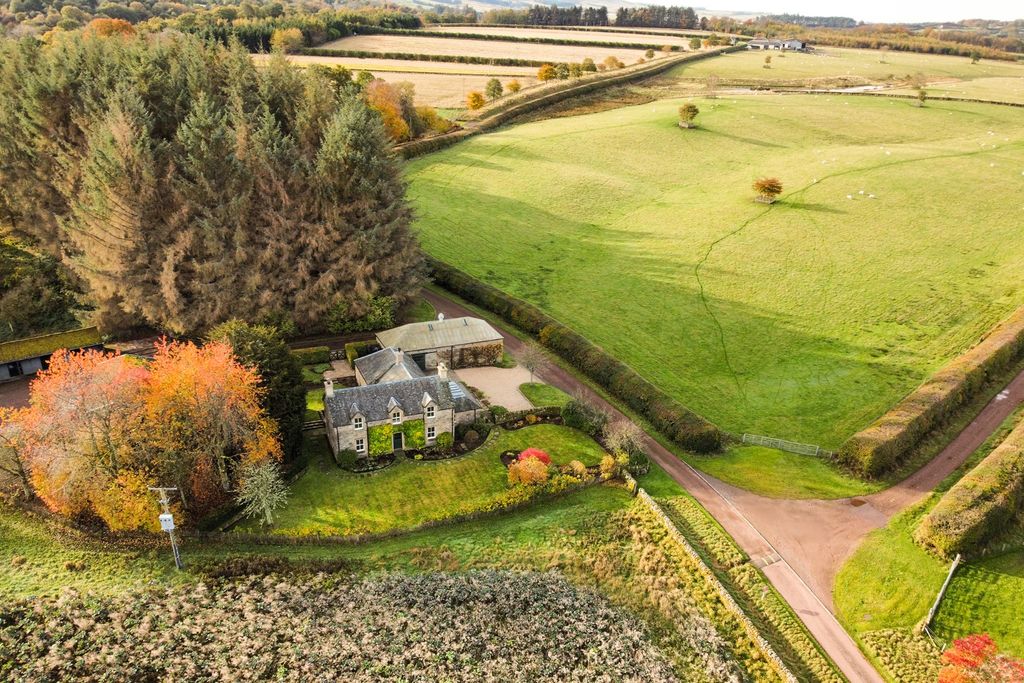 Property photo 1 of 22