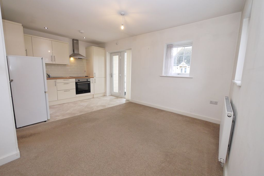 Property photo 3 of 12 3