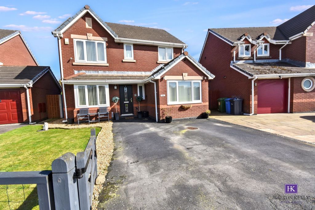 Property photo 1 of 25