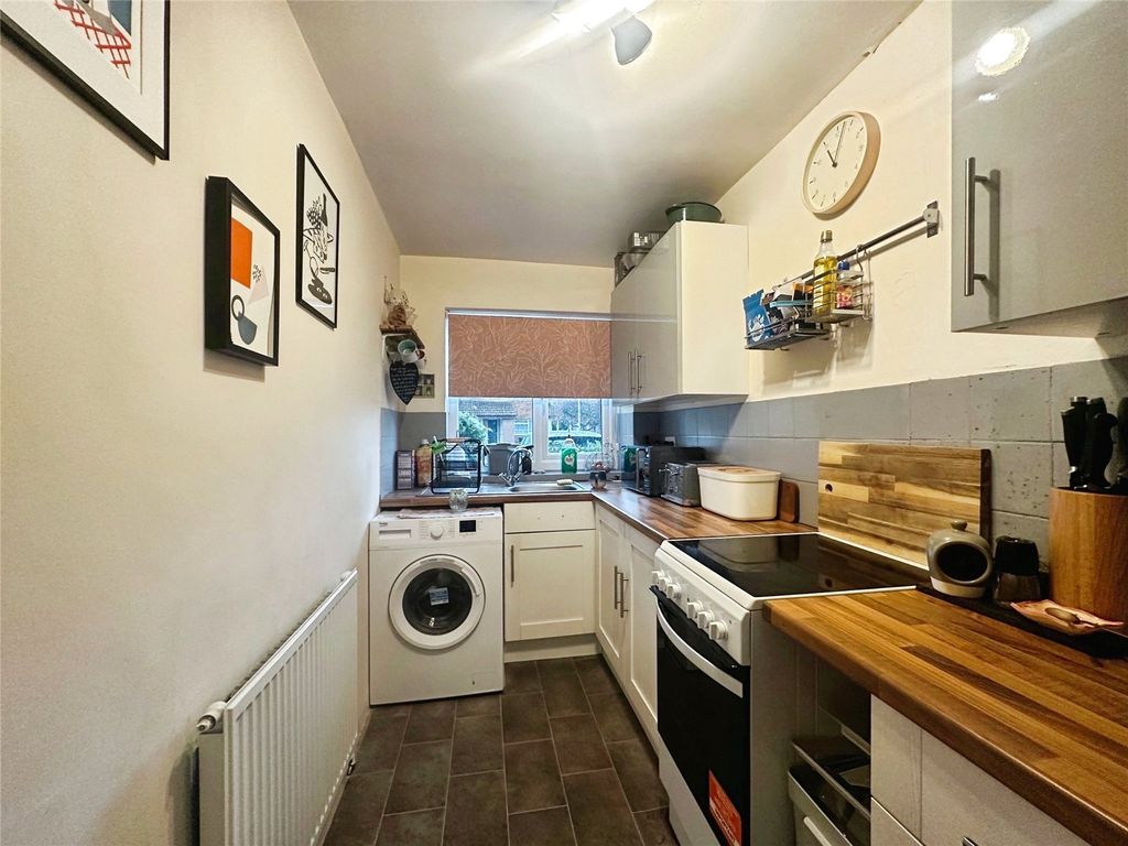 Property photo 3 of 7 Picture No. 06