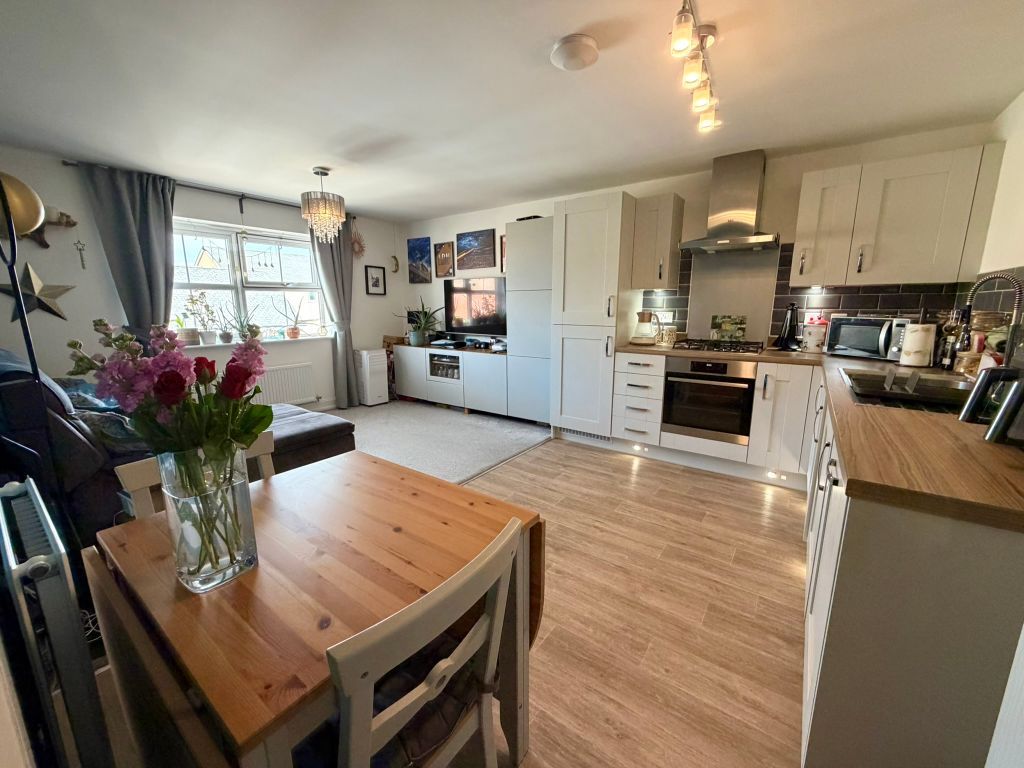 Property photo 1 of 15 Img_1018