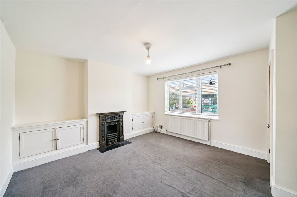 Property photo 2 of 14 Picture No. 04