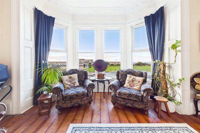 Property photo 2 of 58 Picture No. 56