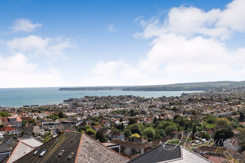 Property photo 3 of 44 Photo 54