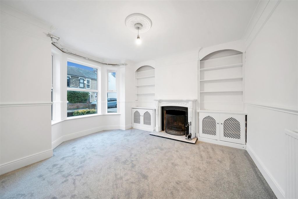 Property photo 2 of 13 Levington Rd-18.Jpg