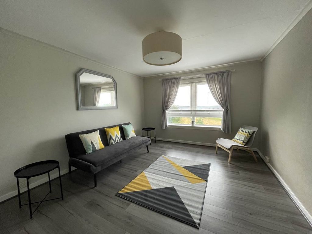 Property photo 1 of 10 Lounge-3