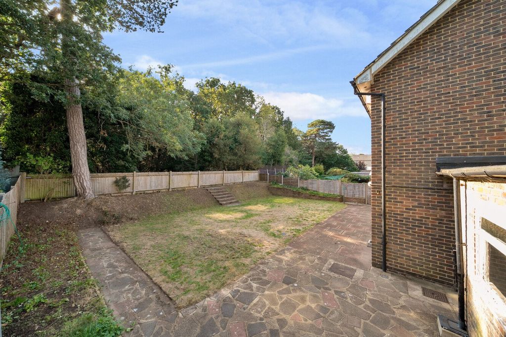 Property photo 2 of 21 Picture No. 09