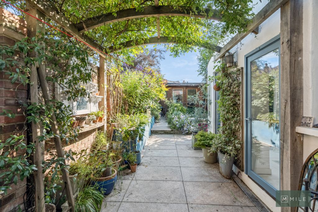 Property photo 1 of 14 8-W