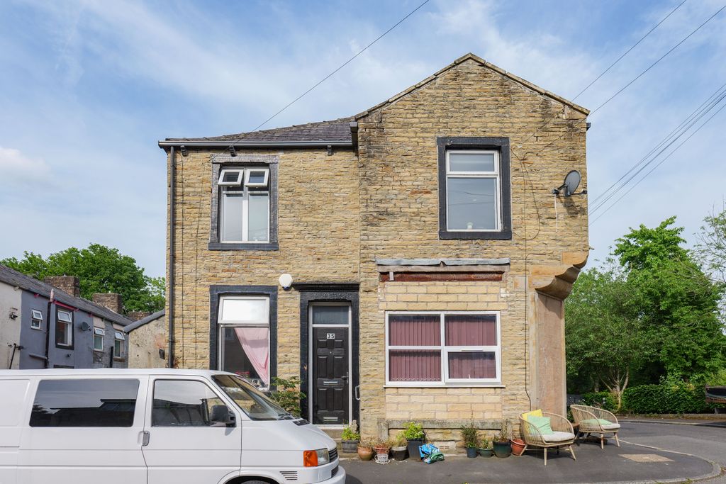 Property photo 1 of 45
