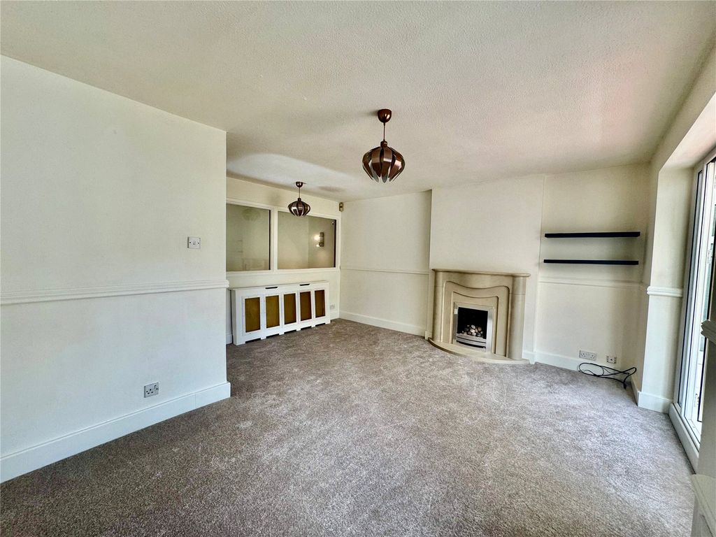 Property photo 3 of 14 Picture No. 27