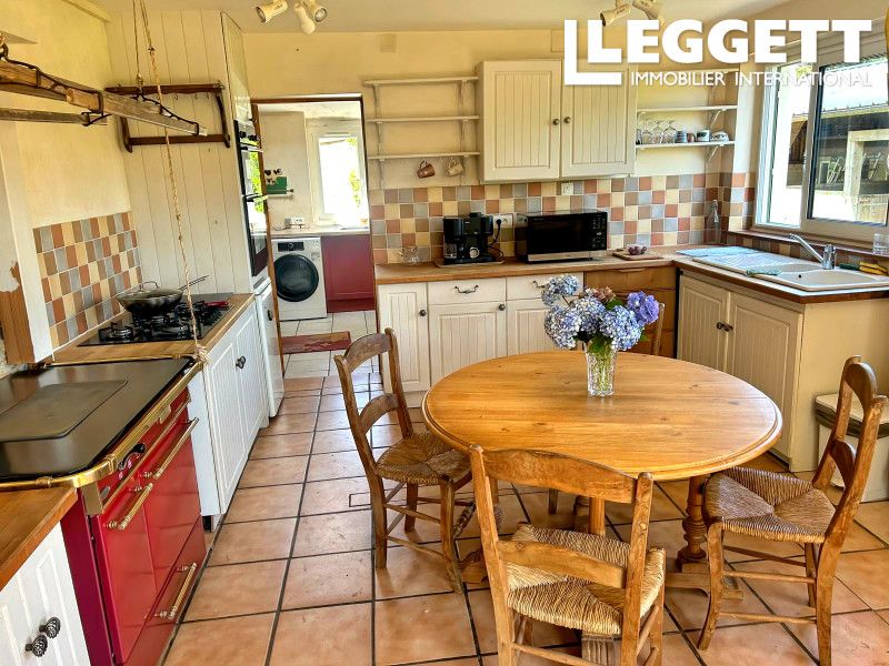 Property photo 3 of 10