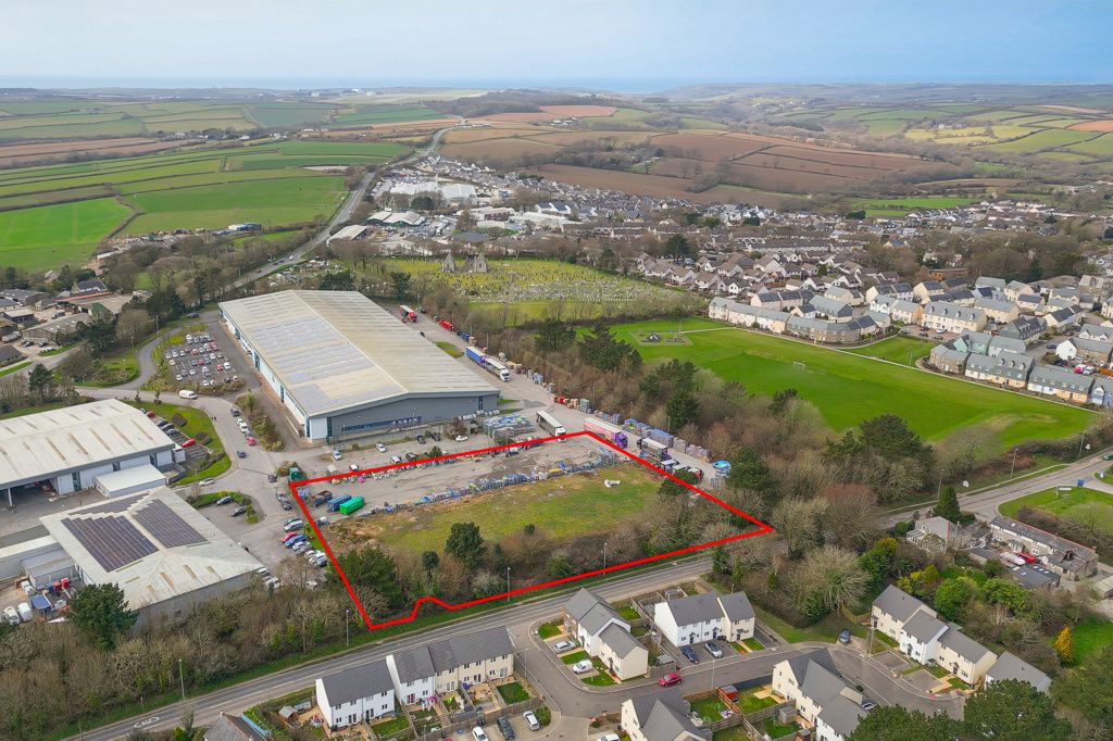 Property photo 3 of 8 Photo 9