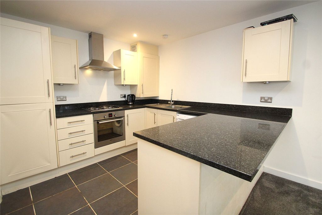 Property photo 3 of 15 Picture 3