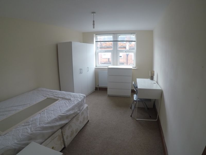 Additional image 5 of 6 bed flat to rentLawford Rise, Wimborne Road, Winton, Bournemouth BH9